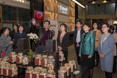 全國及省婦聯(lián)調(diào)研江門 點(diǎn)贊婦女創(chuàng)業(yè)就業(yè)與家政培訓(xùn)服務(wù)成效